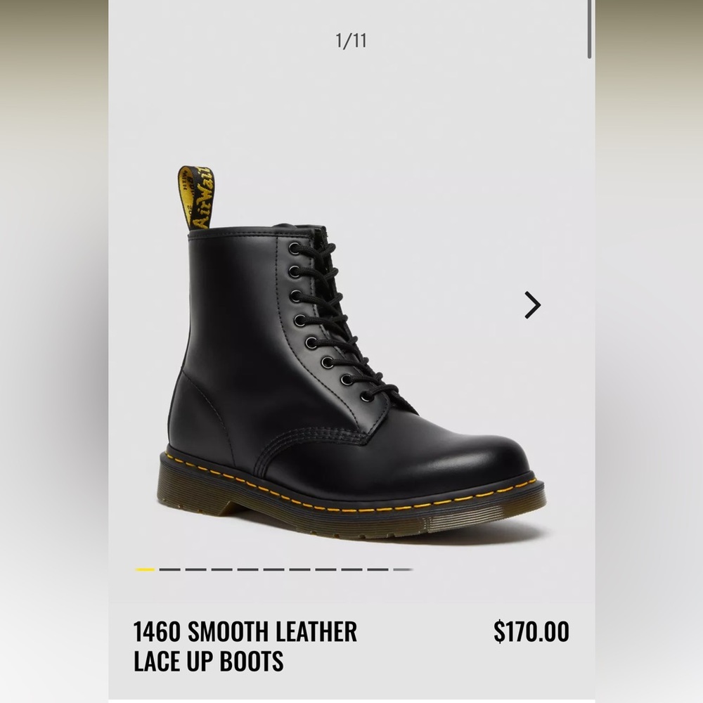 Black Dr. Martens 🖤 Smooth leather boots